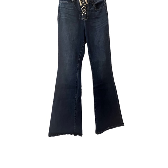 WONDERLY FLARE LEG, WAIST TIE JEANS- SIZE 30” WAIST AND 32” LENGTH! Sexy cute! - Picture 11 of 13